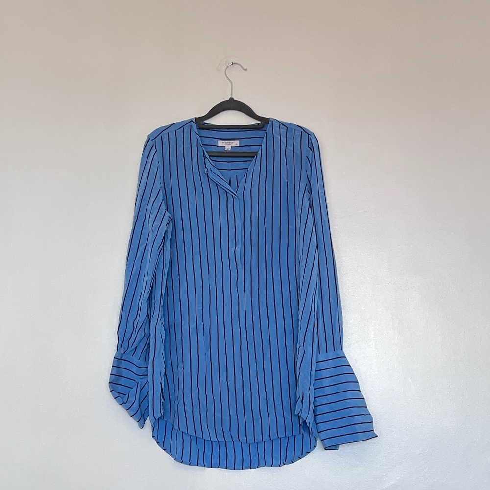 Equipment Blue Silk Dress Shirt Size Small